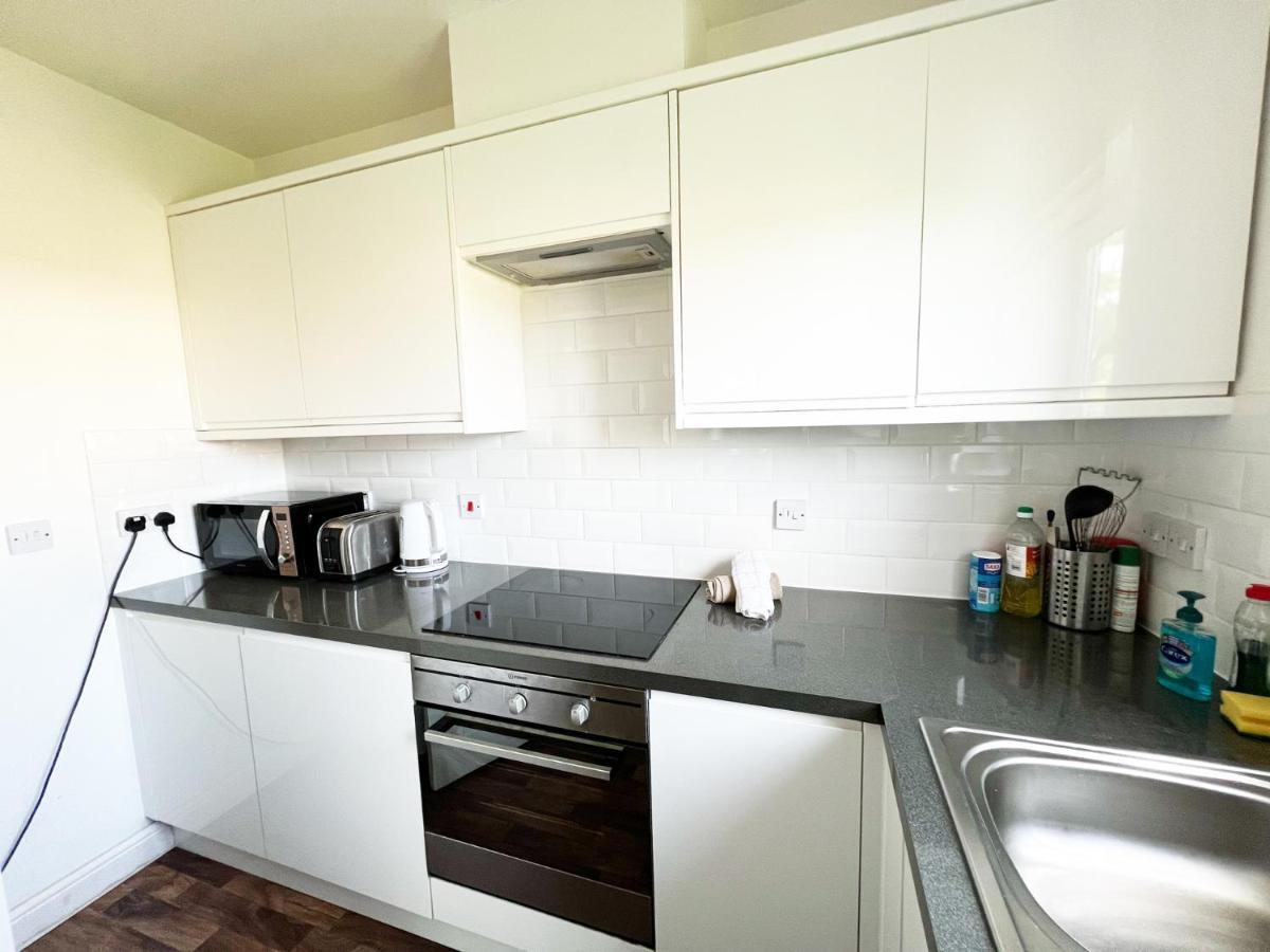 Gracenote Properties Hemel Hempstead - Serviced Apartment With Free Parking 외부 사진
